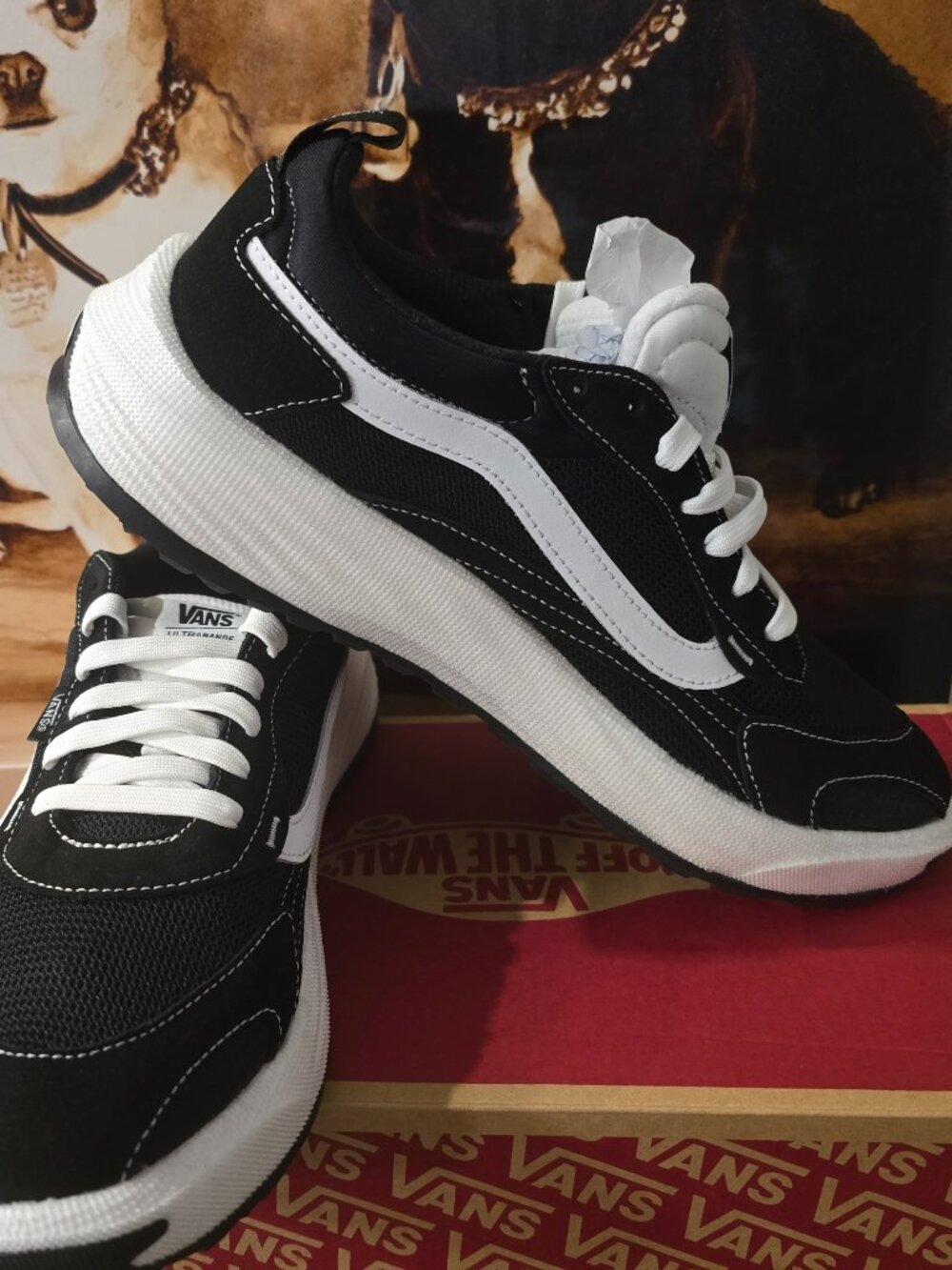 Vans Ultrarange Neo 2.0 Black / White Shoes VN000EJ8BA2 Men's Sz 10 US NEW RARE